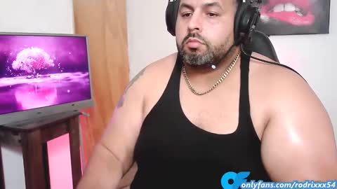 rodrixxx54 online show from February 7, 12:31 am