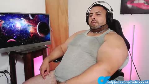 rodrixxx54 online show from February 11, 11:54 pm