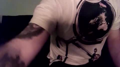 Mr. Red online show from March 8, 8:18 am