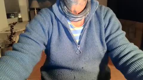 rolandloser1000 online show from February 3, 7:00 pm