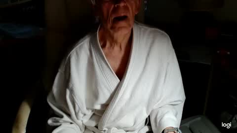 rolydawe online show from April 16, 5:18 am