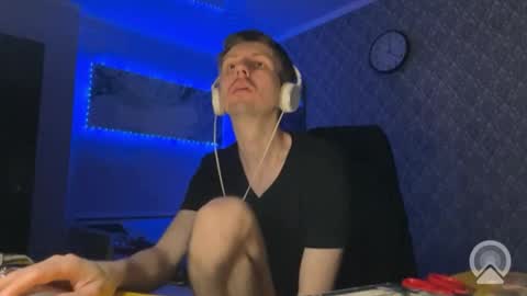 roma305991 online show from January 8, 7:20 pm