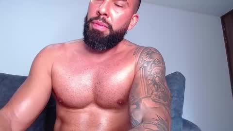 Roman online show from December 4, 9:36 pm