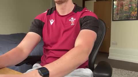 romanbrit online show from June 7, 1:27 pm