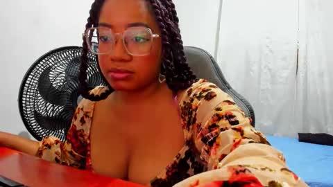 Is A Belle online show from December 4, 9:58 pm