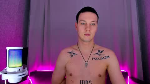 ARI  BRYAN online show from February 24, 11:19 pm