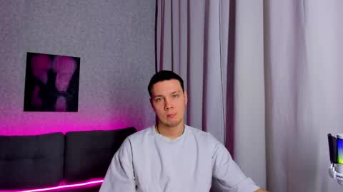 ARI  BRYAN online show from March 3, 8:54 pm