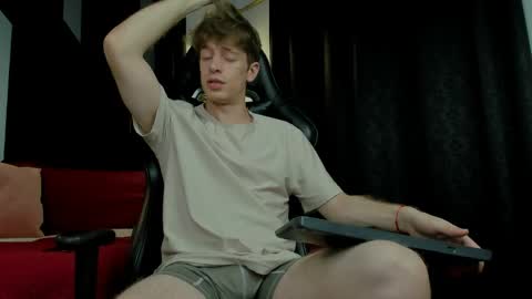 Romeo Ricci online show from March 18, 9:53 pm