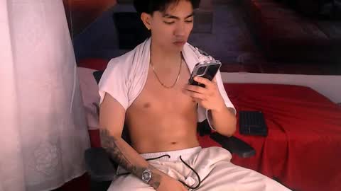 Romeo online show from December 3, 8:53 pm