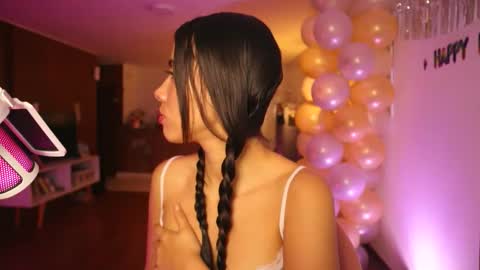 Roni online show from April 4, 5:03 am