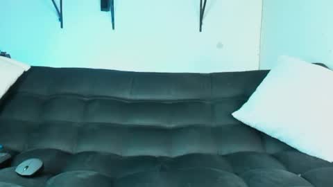 Ronnie online show from February 26, 7:32 pm