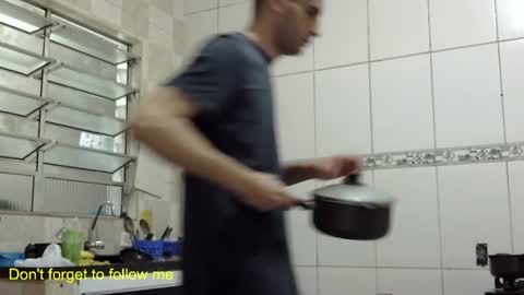 Snapshot of ronnispoto chatting on February 7, 8:31 pm ronny online show from February 7, 8:31 pm