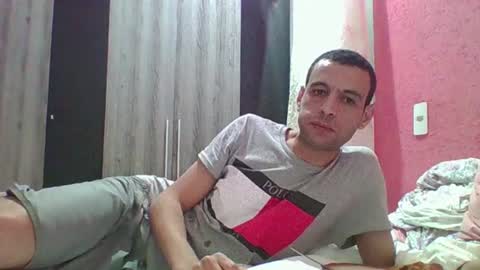 Snapshot of ronnispoto chatting on December 4, 11:30 pm ronny online show from December 4, 11:30 pm