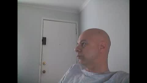 Snapshot of rooboy55 chatting on December 6, 4:41 am rooboy55 online show from December 6, 4:41 am