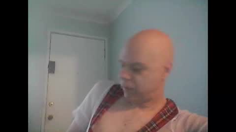 Snapshot of rooboy55 chatting on October 26, 2:12 am rooboy55 online show from October 26, 2:12 am