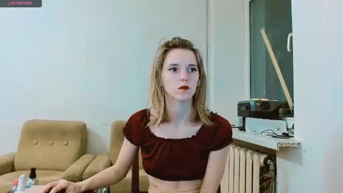 rosa843850 online show from March 8, 4:39 pm