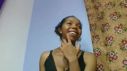 rosah225127 online show from April 14, 9:01 am