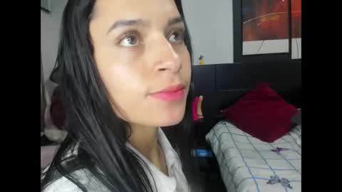 rosalia_santos online show from April 17, 2:36 am