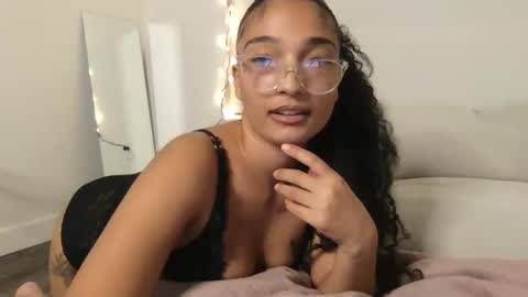 Rosalina online show from April 22, 4:41 am