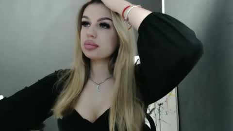 Rosalina online show from April 22, 12:34 pm