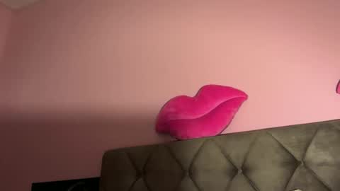 Rosalina online show from November 27, 7:32 pm