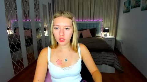 RosaRising online show from June 28, 1:07 pm
