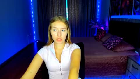 RosaRising online show from July 25, 9:07 am