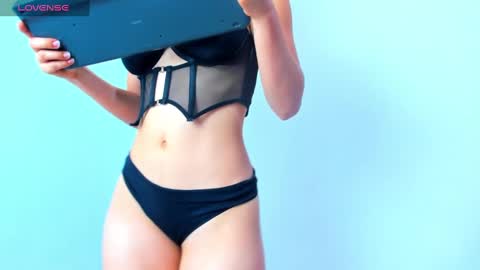 Snapshot of rose__cutee chatting on February 10, 6:45 pm rose  cutee online show from February 10, 6:45 pm