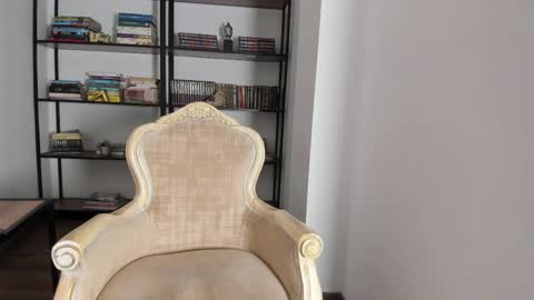 Rose allure online show from March 29, 11:45 am