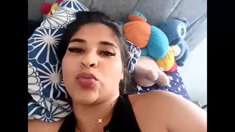 rose_towers4 online show from May 24, 9:32 pm
