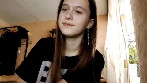 Sophie online show from December 1, 1:14 am