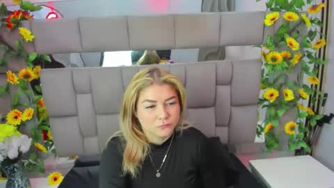 Julieta online show from April 13, 7:29 pm