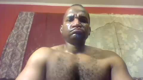Snapshot of roshun69 chatting on October 11, 8:30 am Roshun Haynes online show from October 11, 8:30 am