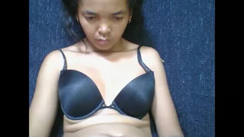 rosia685234 online show from January 16, 12:47 pm