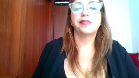 Rossana  online show from April 18, 1:02 pm