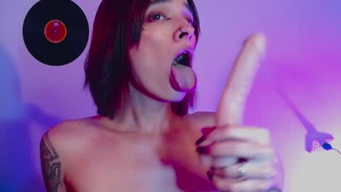 rot_wallace online show from November 6, 12:24 am