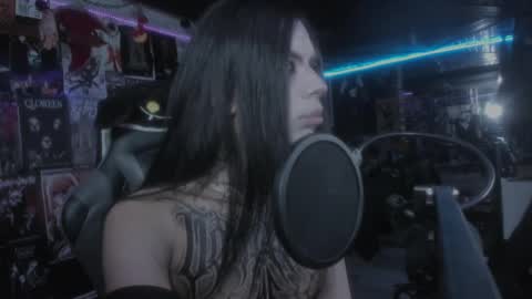 Snapshot of rotten_dreams chatting on March 7, 12:23 pm rot online show from March 7, 12:23 pm