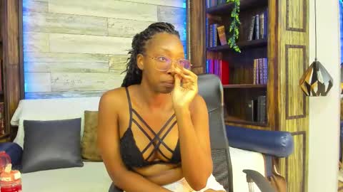 rouselux online show from March 5, 11:52 am