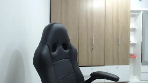 Roxana online show from June 9, 1:39 am