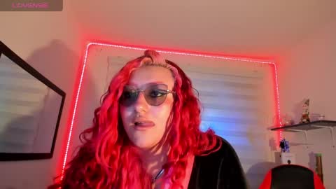 roxanne_morelli online show from April 19, 6:10 pm