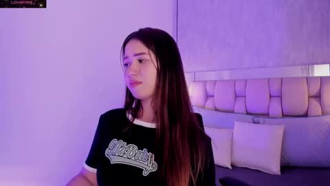 Roxie  online show from February 12, 2:14 am