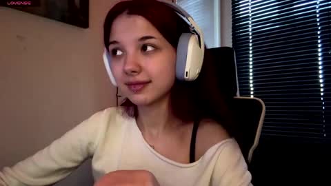 Hana online show from April 18, 3:14 pm