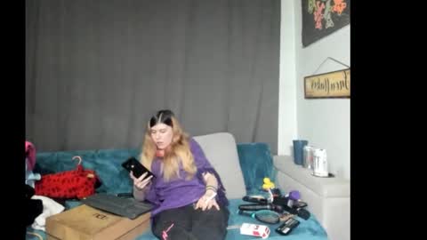 roxihazeleyes online show from January 7, 11:37 am