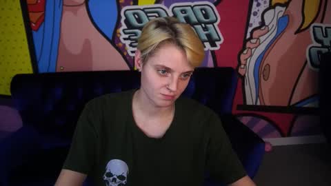 roxyflames online show from December 5, 3:43 pm