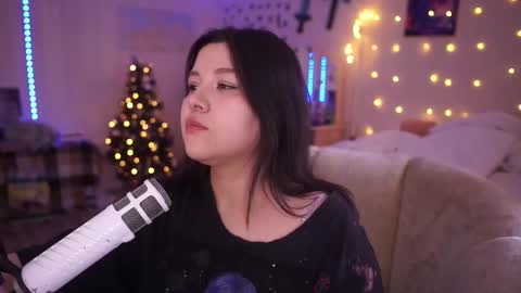 roxysuh online show from February 21, 7:56 am