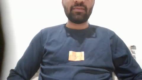 roy018 online show from April 14, 10:18 am