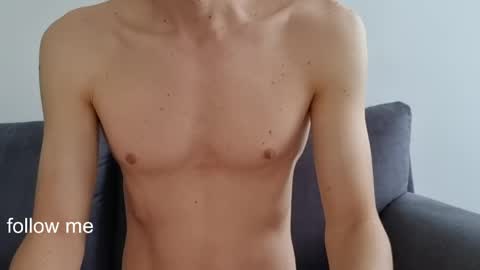 Roy online show from April 18, 7:58 pm