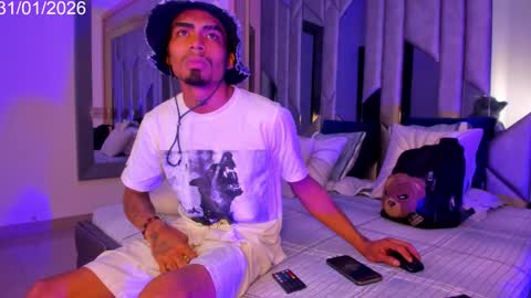 POOL online show from February 1, 2:14 pm