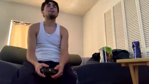 rubenzaragosa09 online show from April 19, 6:32 pm