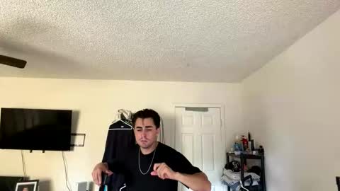 rubenzaragosa09 online show from April 9, 10:48 pm